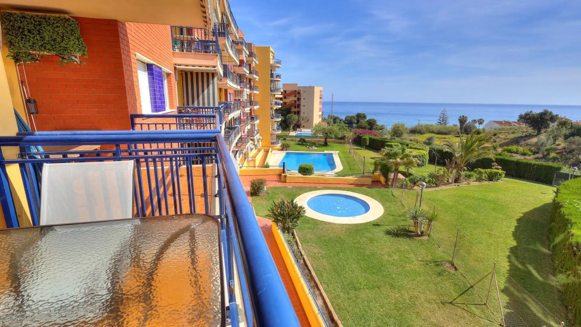 Paradise Views Benajarafe